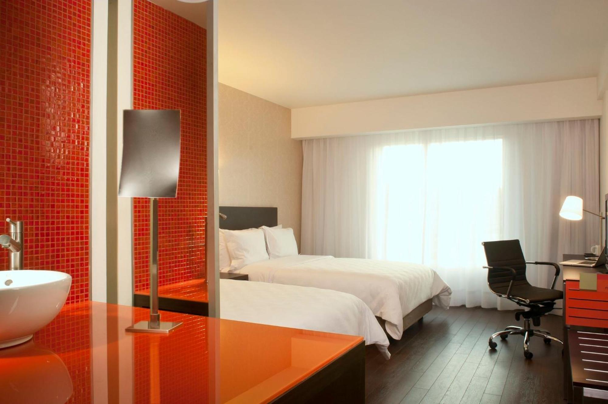 Fiesta Inn Monterrey Valle San Pedro Garza Garcia Ngoại thất bức ảnh
